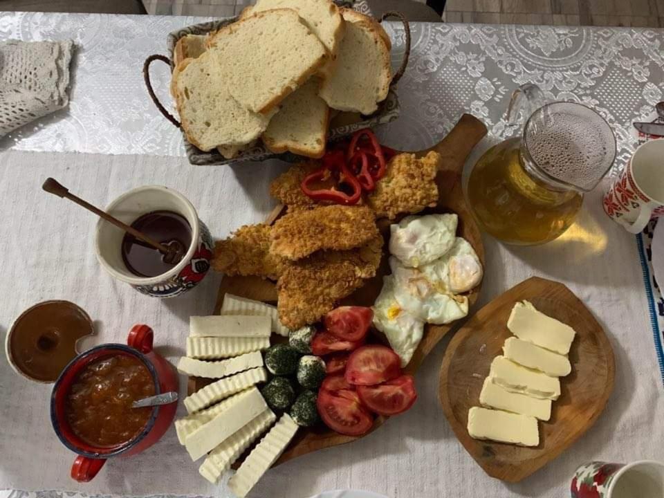 Pensiunea Casa Godja Văleni Extérieur photo