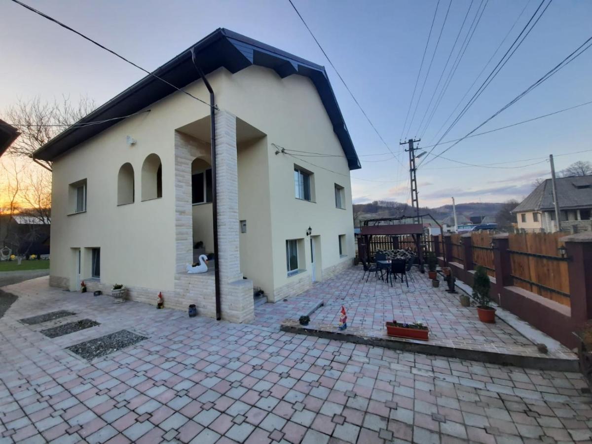 Pensiunea Casa Godja Văleni Extérieur photo