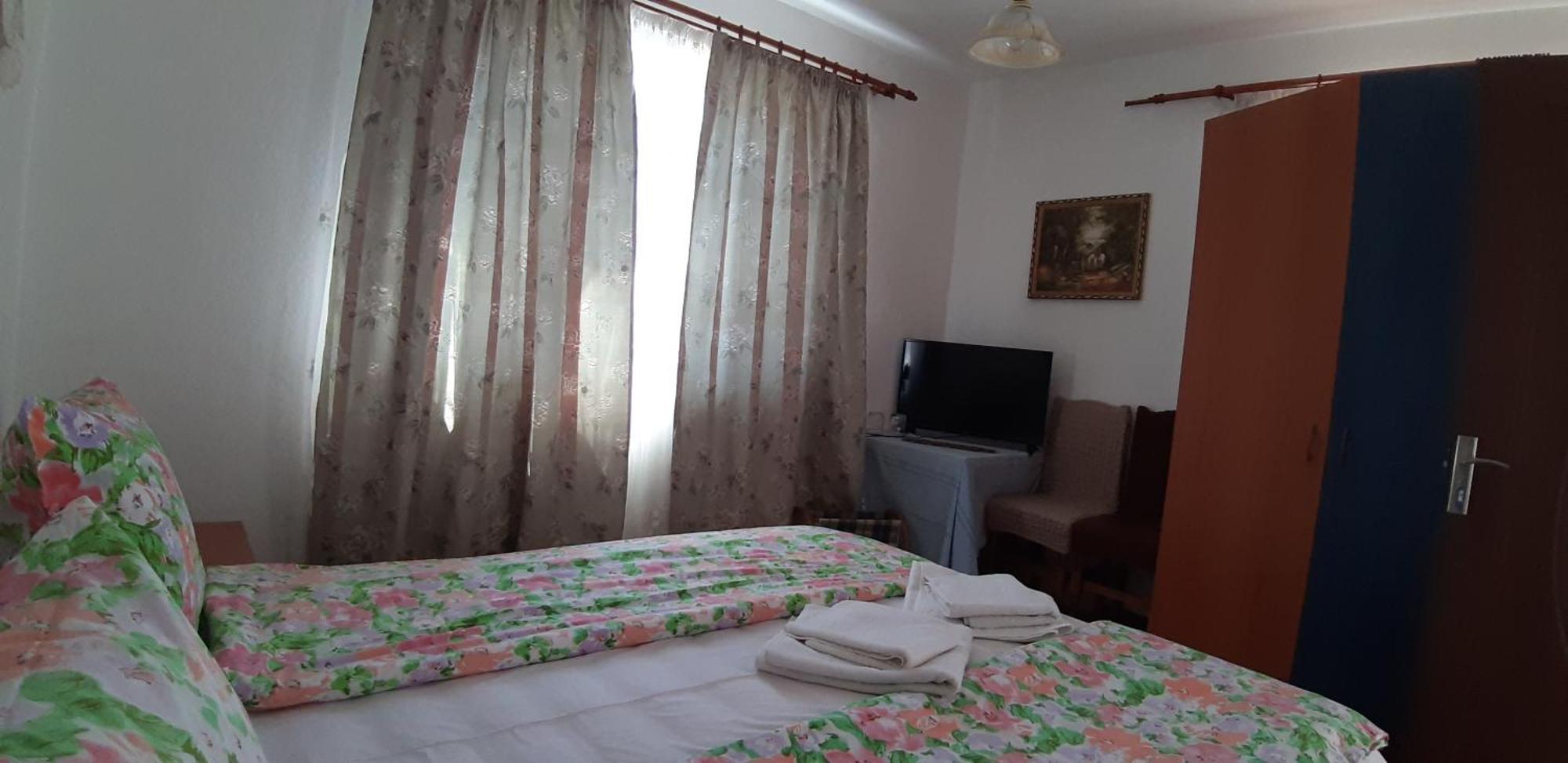 Pensiunea Casa Godja Văleni Chambre photo